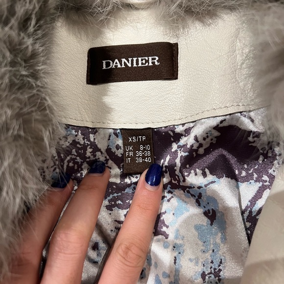 White real leather jacket - Picture 3 of 8